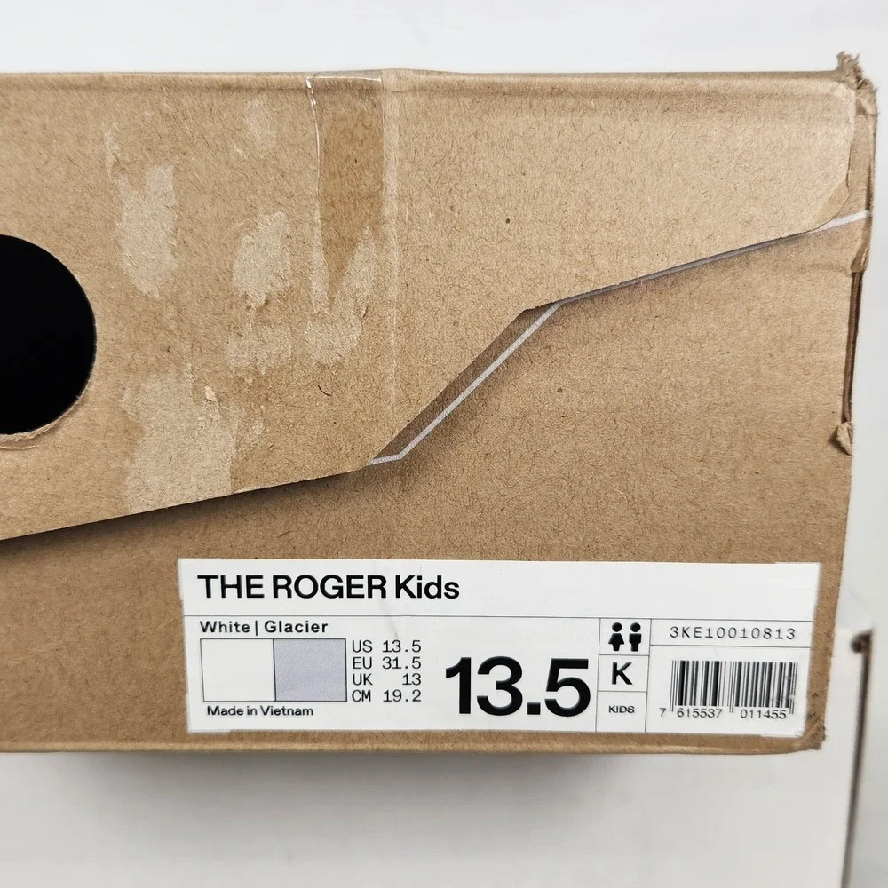 On Running The Roger Kids Size 13.5 White Glacier Hook-and-Loop Sneakers